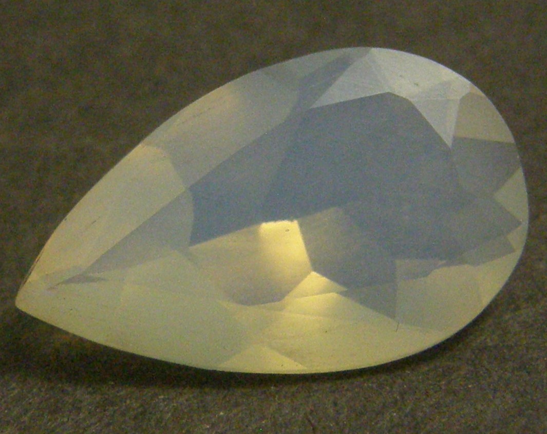 天然　オパール２．７０ｃｔ