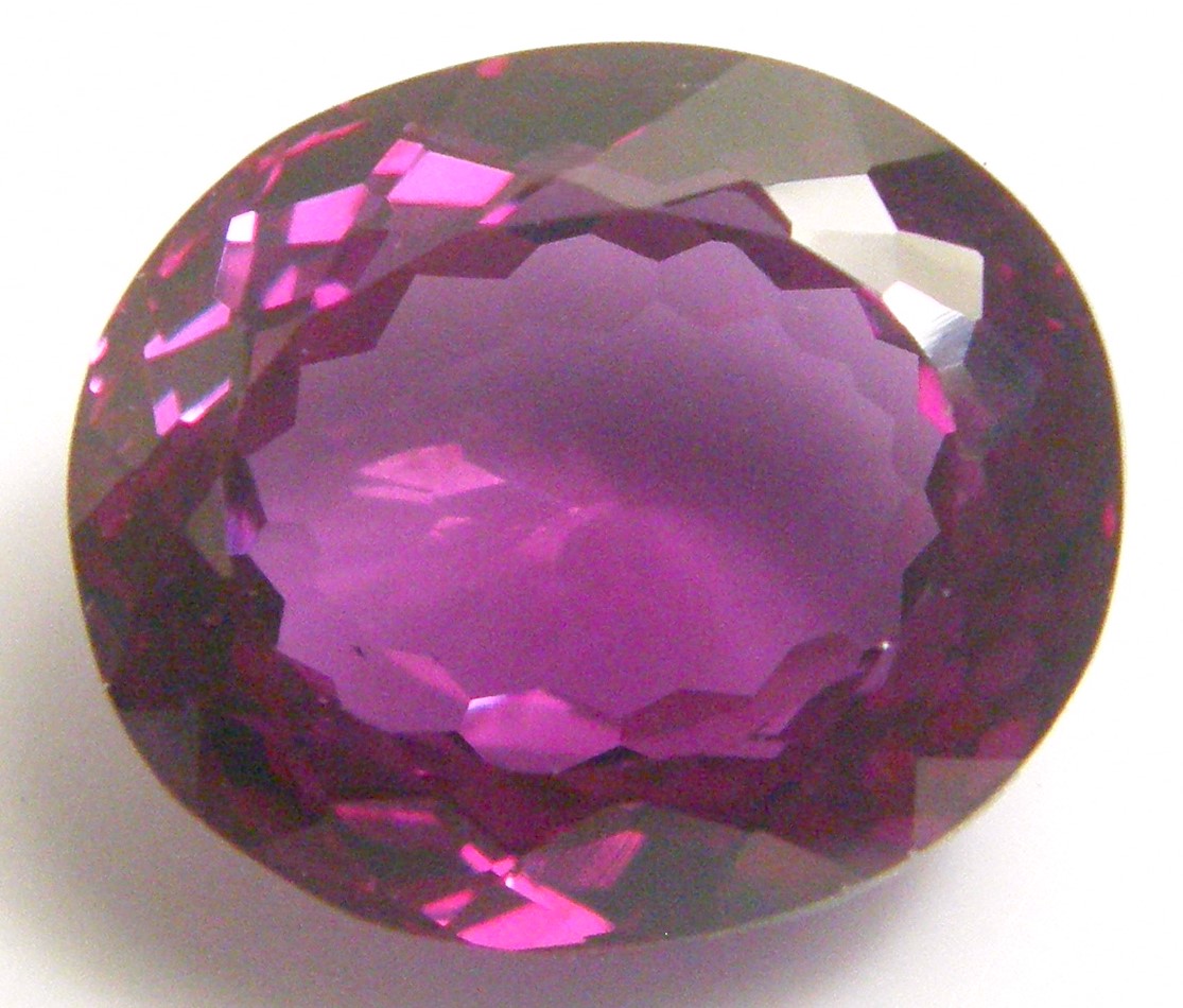 むすび付ける カラーチェンジサファイア２３．５６ｃｔ