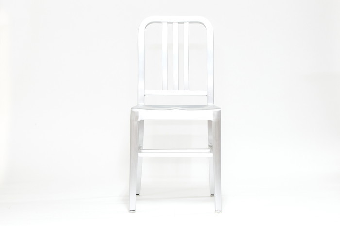 【即納】ネイビーチェア アルミニウム シルバー 保証付 e-comfort デザイナーズ ジェネリック家具 リプロダクト kwg-chm901a ダイニングチェア イス チェア 送料無料 北欧 モダン 家具 インテリア ナチュラル テイスト 新生活 オススメ おしゃれ 後払い|家具・インテリアのジェンコ