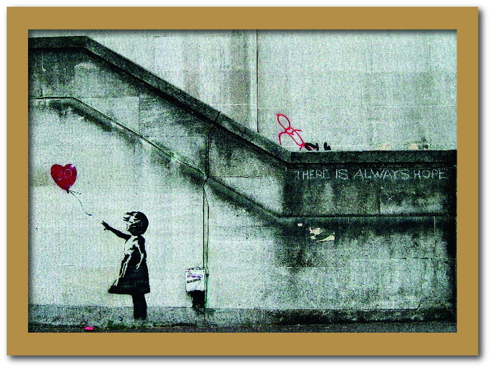 バンクシー Banksy インテリアアート Girl with Balloon 風船と少女 VS-1002NA-A2 フレームカラー：ナチュラル サイズ：A2 店舗 カフェ ラウンジ ロビー ホテル 法人 kar-10054176s12 アートパネル アートボード 壁紙 装飾フィルム 送料無