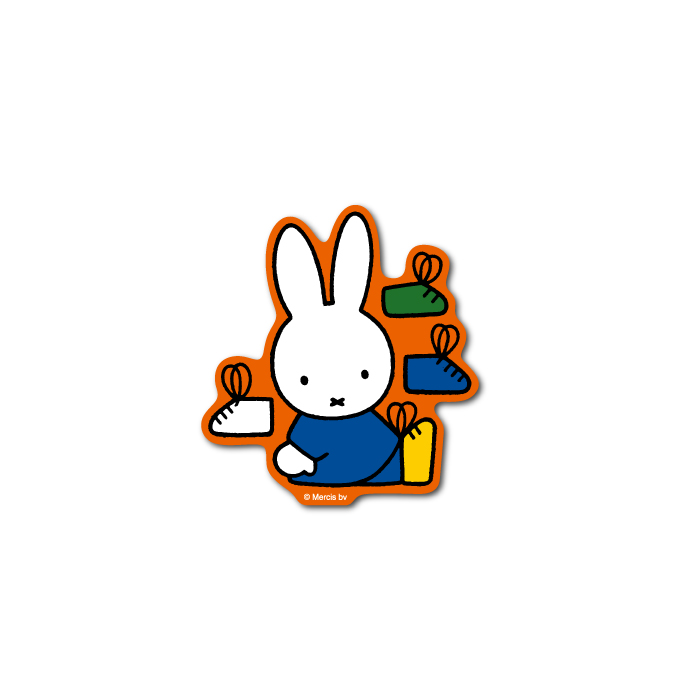 楽天市場 Miffy ミッフィー 靴 キャラクターステッカー 絵本 イラスト かわいい こども ダイカットステッカー うさぎ うさこちゃん 人気 Mif008 Gs 公式グッズ ゼネラルステッカー