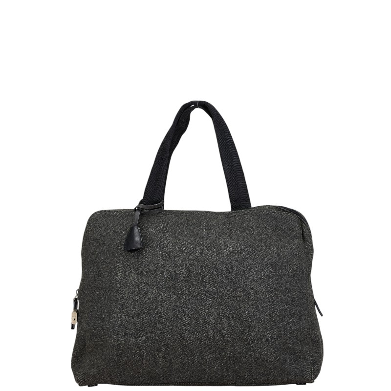 プラダ　PRADA トートバッグ　ハンドバッグ　型抜き　ロゴ　グレー プラダ PRADA トートバッグ ハンドバッグ 型抜き ロゴ グレー