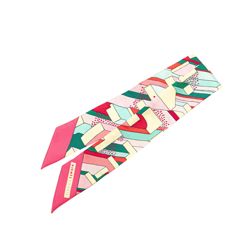 エルメス ツイリー Tout en Carre〜 全てはカレの中に〜 スカーフ ピンク マルチカラー シルク レディース HERMES 【中古】 楽天市場】エルメス ツイリー Tout en Carre～ 全てはカレの中に