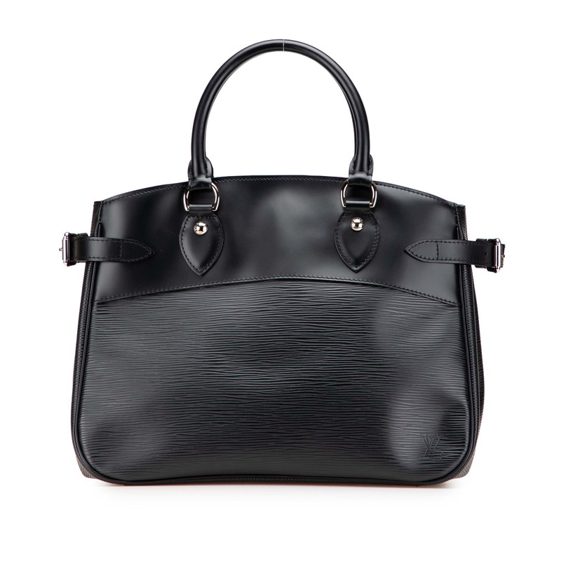 カ*シ様 ルイヴィトンLVエピパッシィPM黒ノアール カ*シ様 ルイヴィトンLVエピパッシィPM黒ノアール LOUIS VUITTON
