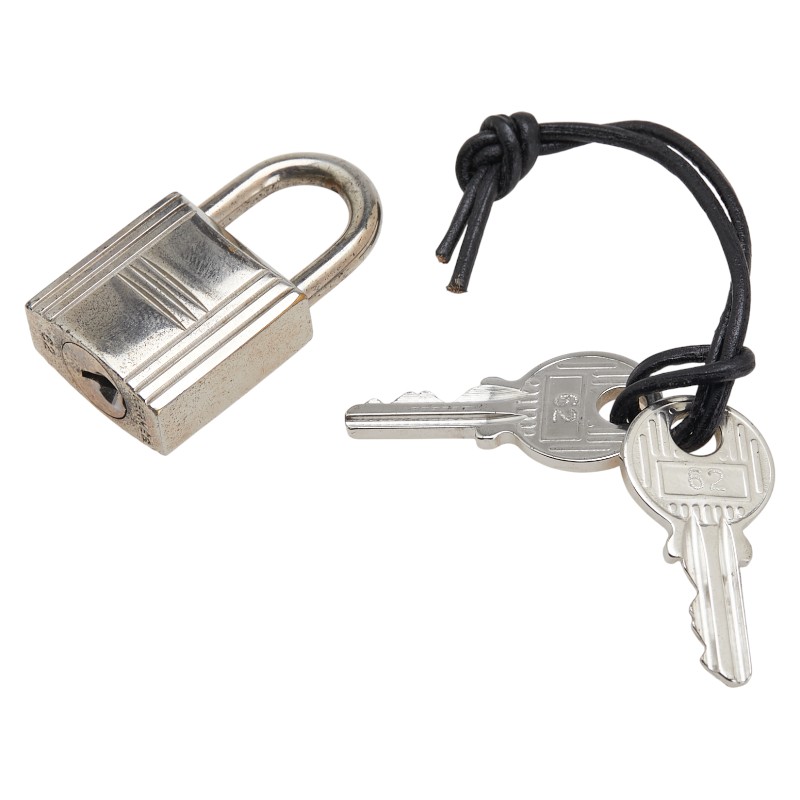 【希少】エルメス　カデナ　鍵　クロシェットセット 楽天市場】エルメス カデナ クロシェット キー2本 セット トゴ