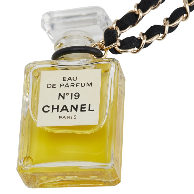 楽天市場】Chanel シャネル NO.5 香水 ネックレス ブラック ゴールド
