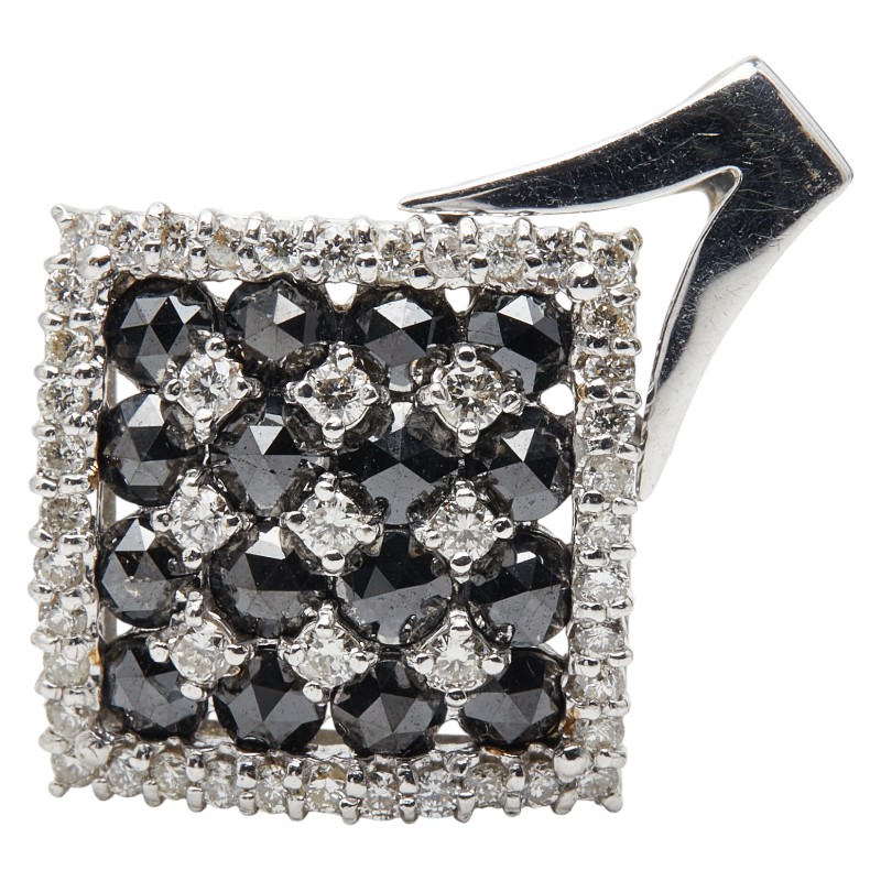 K18WG ホワイトゴールド ダイヤ1.30ct ダイヤ0.40ct ひし形 モチーフ ペンダントトップ レディース 【中古】