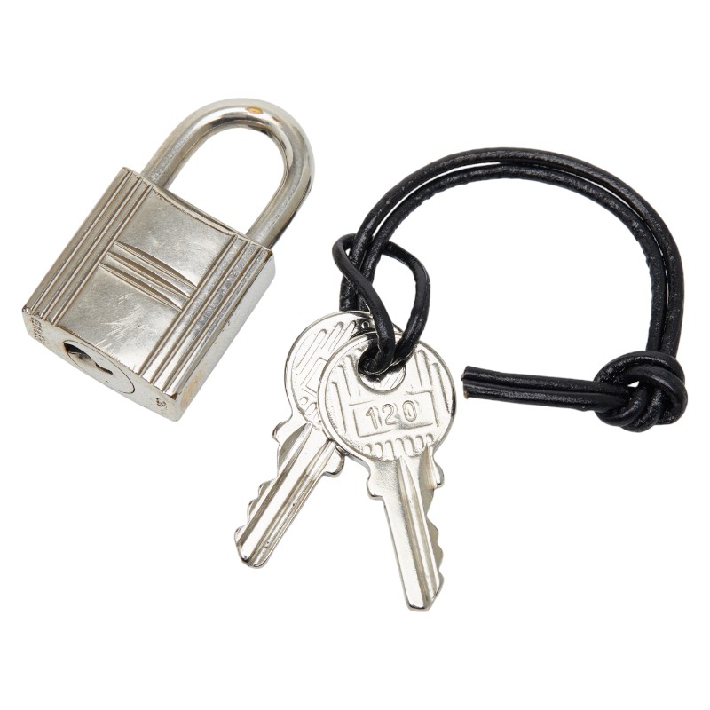 楽天市場】【美品】エルメス HERMES カデナ キー ゴールド 金属素材