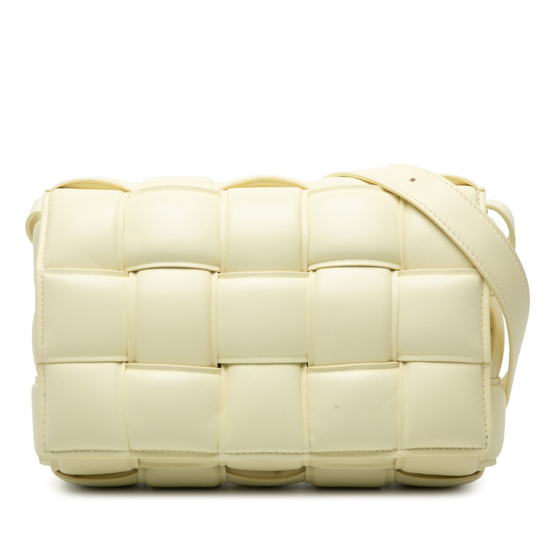 ボッテガヴェネタ マキシイントレチャート パデット カセット ショルダーバッグ イエロー レザー レディース BOTTEGAVENETA 【中古】