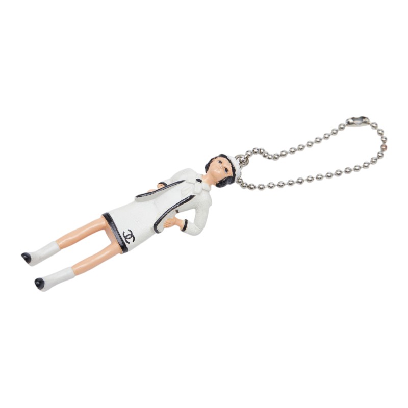 シャネル マドモアゼル ココマーク キーホルダー バッグチャーム ホワイト ブラック プラスチック レディース CHANEL 【中古】