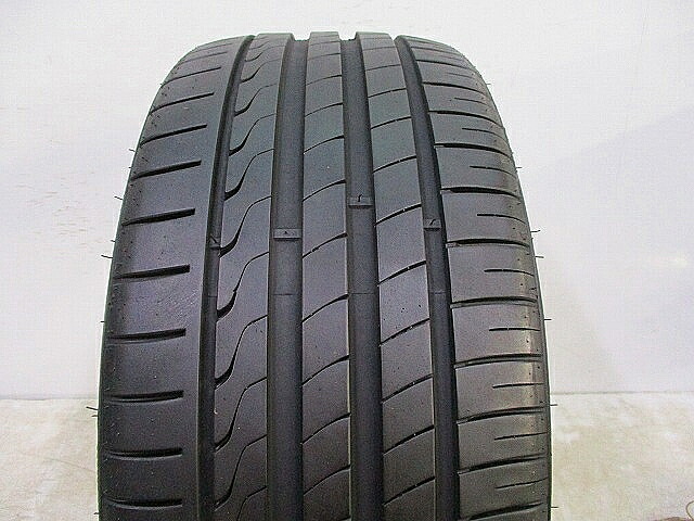 【中古タイヤ 225/35R19 1本】【MINERVA RADIAL F205】 レクサスIS[中古タイヤ225/35R19][225/35R19中古タイヤ][夏中古タイヤ225/35R19][225/35R19夏中古タイヤ][サマー中古タイヤ225/35R19][225/35R19サマー中古タイヤ]