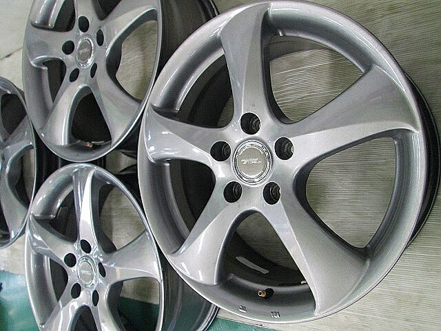【中古ホイール 17インチ】【ブリヂストン TOPRUN】【中古ホイール 17インチ】 装着車種MAZDA6|グローバルタイヤ店
