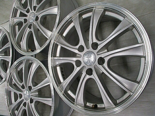 【中古ホイール 17インチ】【Weds VELVA】【中古ホイール 17インチ】 装着車種プリウス GRヤリス エクストレイル CX-5｜グローバルタイヤ店