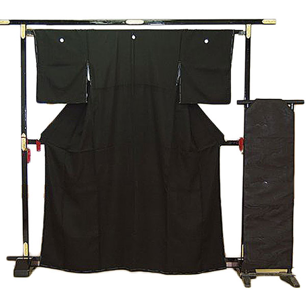 黒紋付喪服夏冬反物2点セット 黒反物 冬 夏 絽 喪服 着物 きもの 袷 絽 シルフィル 夏 薄物 冬 二枚仕立 黒紋付