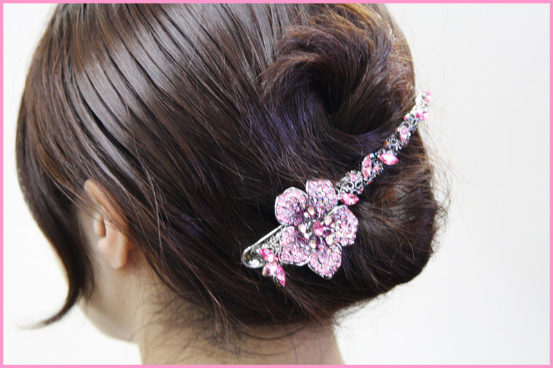 送料無料 ヘアクリップ ヘアアクセサリー 花 くちばしクリップ ダッカールクリップ まとめ髪 お呼ばれ 結婚式 スワロフスキー ゴージャス 豪華 夜会巻き ヘアアレンジ カラオケ ギフト プレゼント Natboardmcqs Com