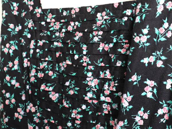 80 S Usa製 ビンテージ Lang ノースリーブ フレア ワンピース 花柄 レディース 女性 サイズ 4 Xs 程 ロング丈 古着 黒 ふんわり 80年代 アメリカ製 Dress ビンテージ リゾート 小花柄 総柄 ガーリー カントリー キャミワンピ マキシ丈 ワンピ アンティーク 中古