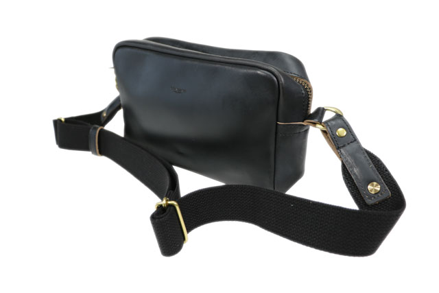 butler verner sails バトラーバーナーセイルス 真四角ショルダーバッグ 黒いこと 本革 牛皮 日本製 メンズ レディース  サコッシュ ブランド名 貨物輸送無料 JA-1712