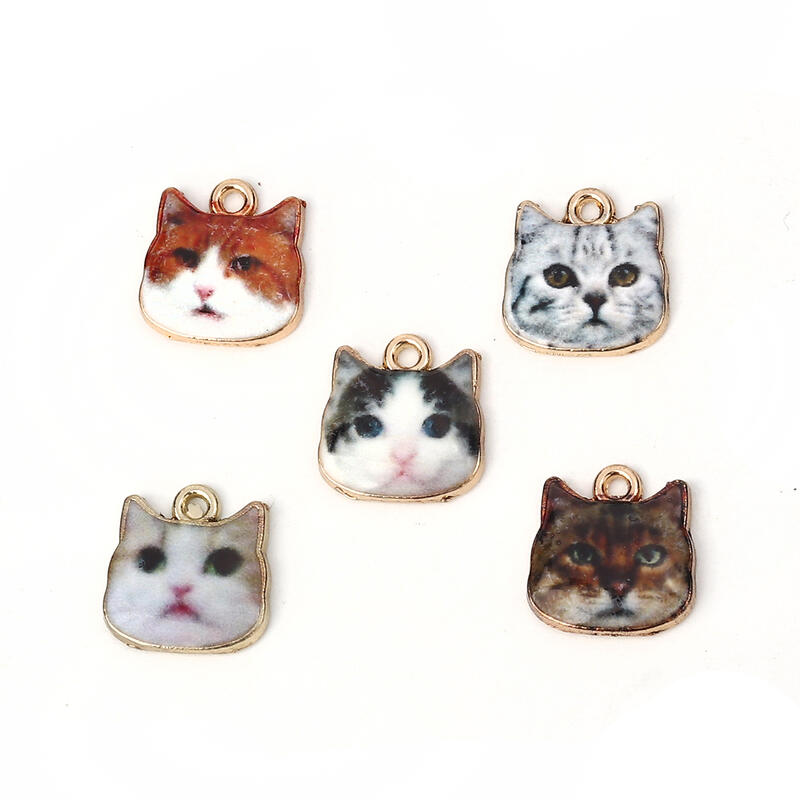 K18&PT 猫型チャーム チャーム 猫モチーフチャーム レディース : ZOZOTOWN Yahoo!店