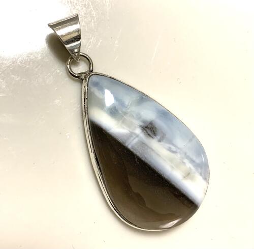 楽天市場】最高級品5A ブラックオパールペンダントトップ : ギャラリー