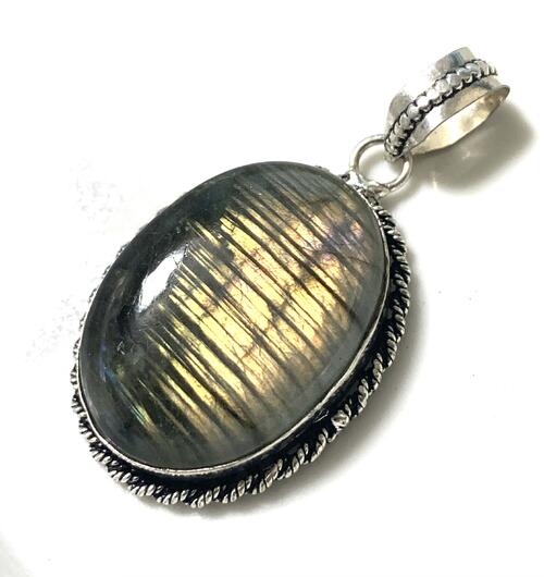 楽天市場】【フランス1点ものペンダント】ホワイトラブラドライト