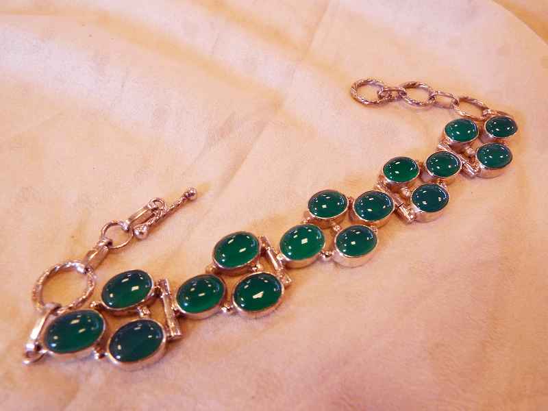 16石のグリーンオニキス★シルバー925トゥグルブレスレット・ 天然石ジュエリーのお店 おしゃれ シルバー925 プレゼントにもおすすめ♪ ハッピーエイト｜天然石ジュエリー・ハッピーエイト