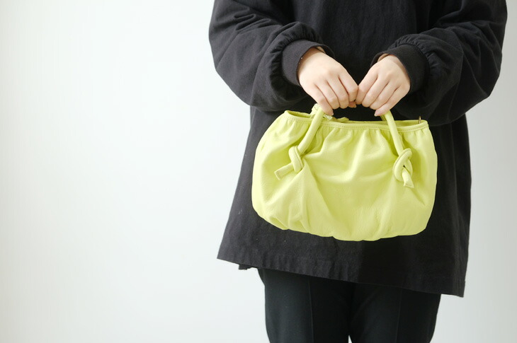 【SALE セール】POMTATA (ポンタタ) | COU 2WAY TOTE (l.green) | トートバッグ 定番 人気 牛革 レザー｜北欧雑貨と音楽 HAFEN ハーフェン