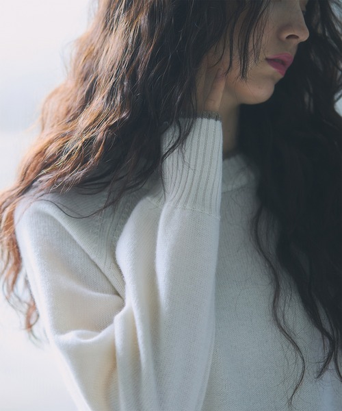 【SALE セール】WHYTO. (ホワイト) | Bicolor design knit (off white) | 送料無料 トップス ニット お洒落 レディース シンプル おしゃれ きれいめ ゆったり リラックス ナチュラル服 カジュアル 30代 40代 50代｜北欧雑貨と音楽 HAFEN ハーフェン