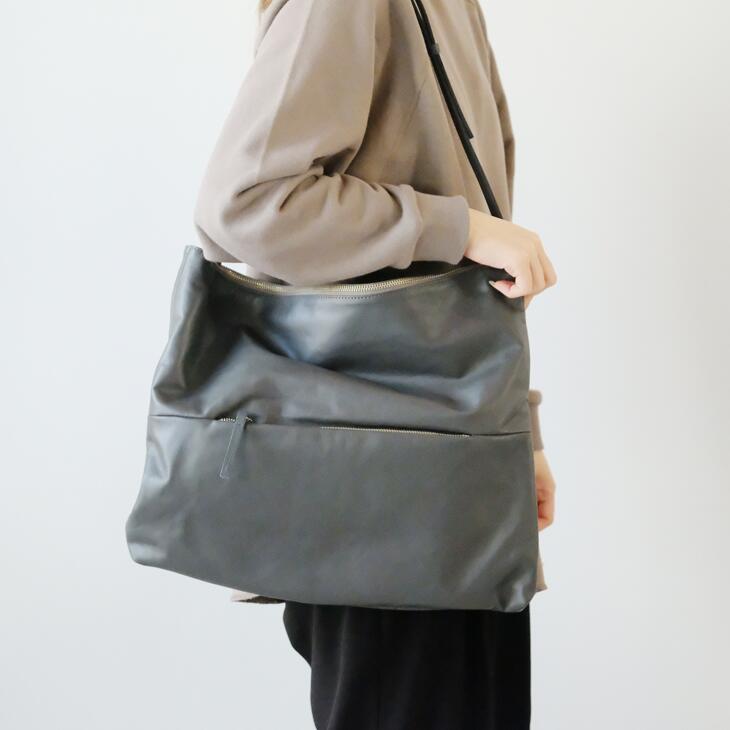 ポンタタ　ショルダーバッグ POMTATA ショルダーバッグ バッグ POMTATA/ポンタタ/HQ