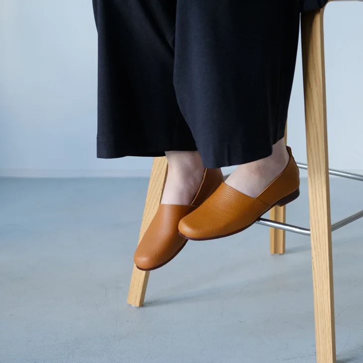 Recipe (レシピ) | Lカットスリッポン (camel) size 36 約23cm | 靴 シューズ レザーシューズ お洒落 おでかけ｜北欧雑貨と音楽 HAFEN ハーフェン