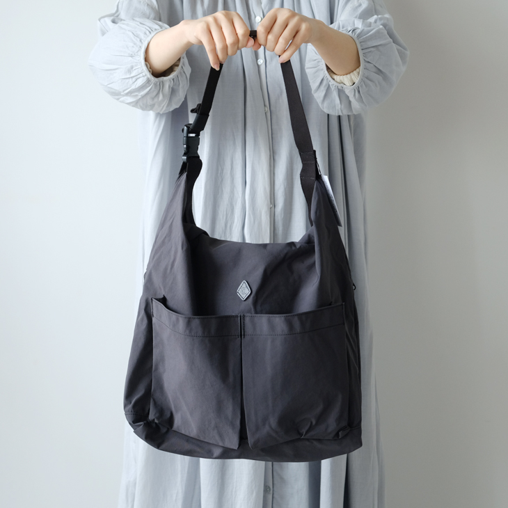 人気 ☆ACOC☆BLOOMING HOBO BAG 楽天市場】ACOC (アコック) | Blooming Hobo Bag (deep blue
