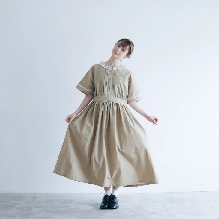 MAGALI マガリ　リネン✖️コットン　サイドギャザーワンピース　ホワイト MAGALI マガリ リネン✖️コットン サイドギャザーワンピース