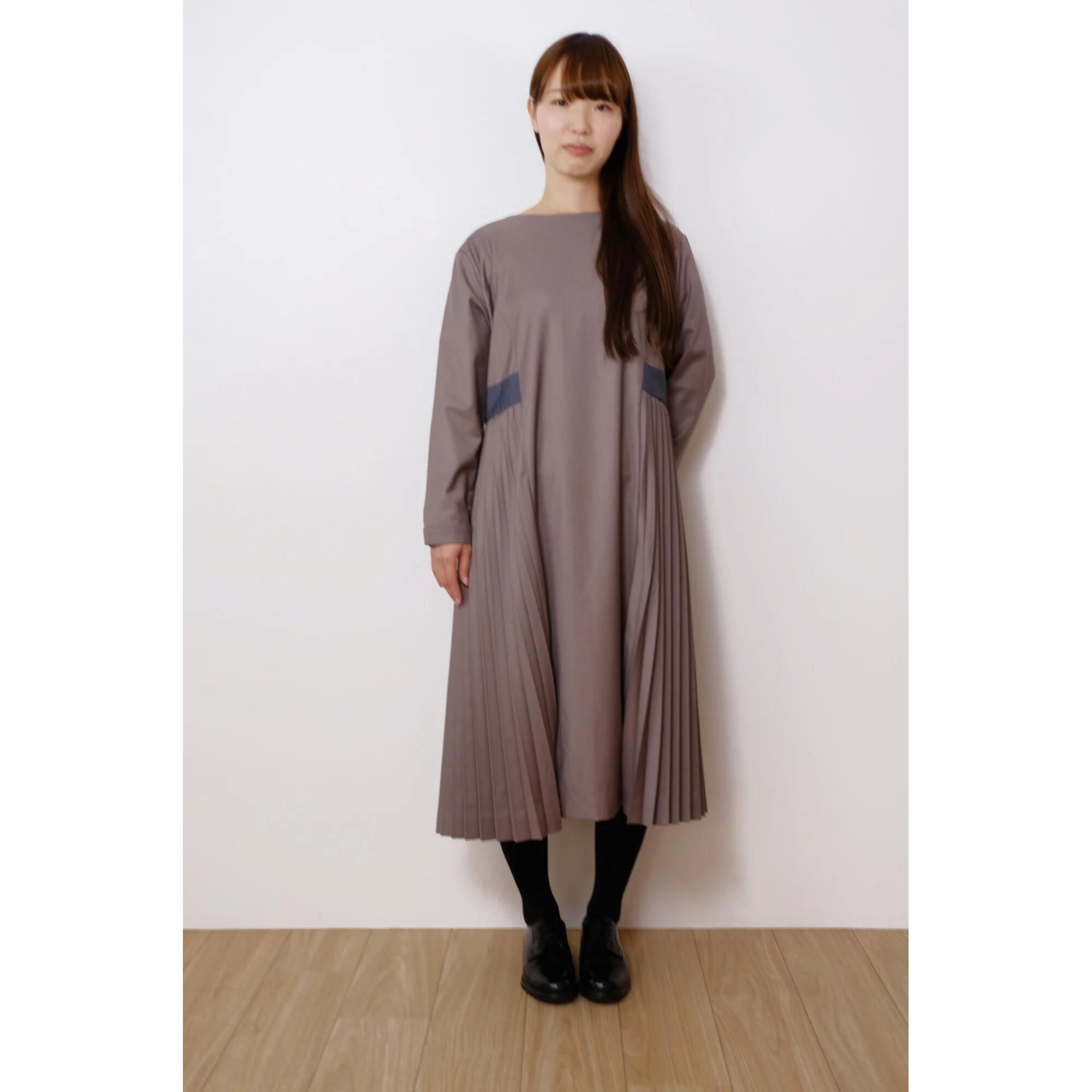KELEN (ケレン) | Side Pleats Dress \