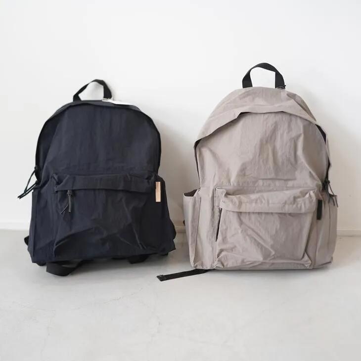 【再入荷】STARLETS | konbu コンパクトバックパック (black/gray) コンブナイロン リュック 撥水加工｜北欧雑貨と音楽 HAFEN ハーフェン