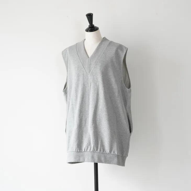 【SALE セール】euphoric' (ユーフォリック) | V-neck Vest (moku gray) | トップス 杢グレー オーバーサイズ スウェットベスト｜北欧雑貨と音楽 HAFEN ハーフェン