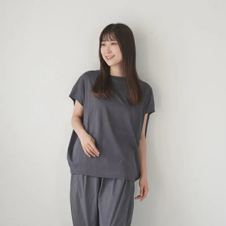 HUIS in house | SUVIN COTTONフレンチスリーブコクーンカットソー (dark gray) | ハウス ハウスインハウス レディース カットソー プルオーバー フレンチスリーブ コクーンシルエット SUVIN COTTON スビンコットン 半袖 ダークグレー ゆったり ナチュラル 日本製｜北欧雑貨と音楽 HAFEN ハーフェン 10,663円
