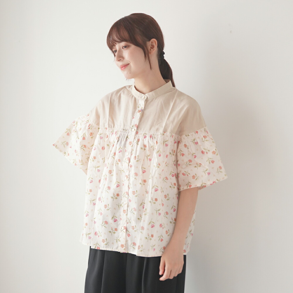 【SALE セール】sosotto (ソソット) | LIBRTYPRINTゴムシャーリング切替ブラウス5分袖 (beige) | レディース ブラウス LIBERTY リバティ タナローン ゴムシャーリング 切替ブラウス 5分袖 コットン 花柄 ゆったり ベージュ ナチュラル 日本製 春夏｜北欧雑貨と音楽 HAFEN ハーフェン