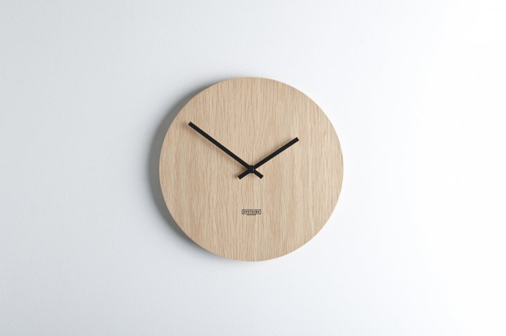 楽天市場】【SALE セール】UPSTAIRS STUDIO | OAKY Wall Clock (M02W)【壁掛け時計 北欧 ノルディック モダン  インテリア】 : 北欧雑貨と音楽 HAFEN ハーフェン