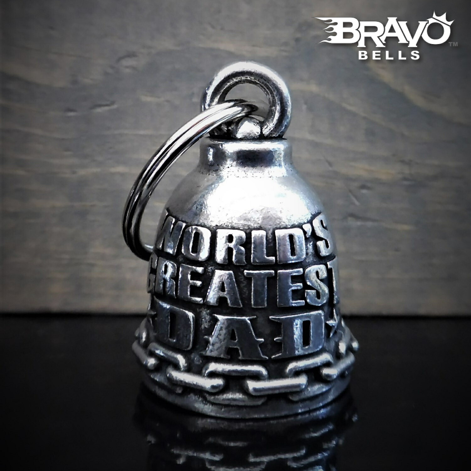 楽天市場】米国製 Bravo Bells 赤目 スカル 炎 フレイム 3D ベル [Flame Skull] ブラボーベル Made In USA  魔除け お守りとしてバイカーへの特別なギフトに! バイク オートバイ 鈴 アクセサリー キーホルダー キーチェーン ガーディアンベル Guardian  Bell : ハーレー ...