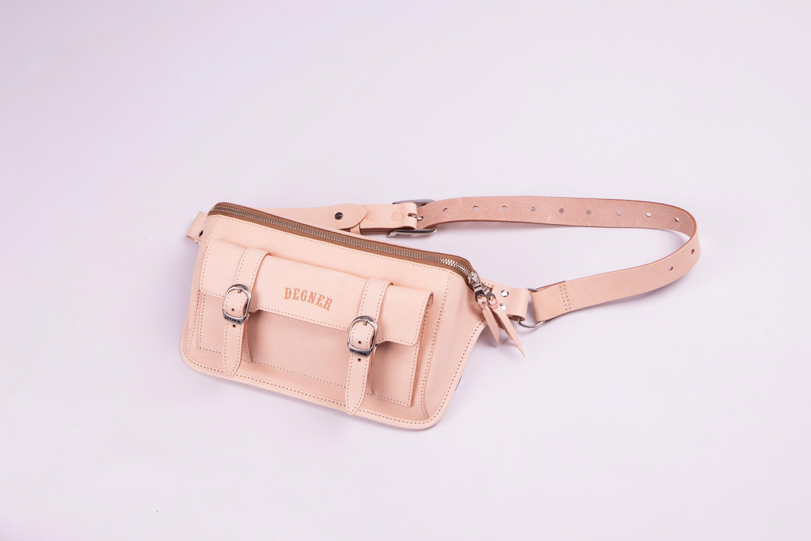 【ﾃﾞｸﾞﾅｰWEB正規代理店】  W-106 ﾚｻﾞｰﾎﾞﾃﾞｨﾊﾞｯｸﾞ TAN (W-106-TAN)