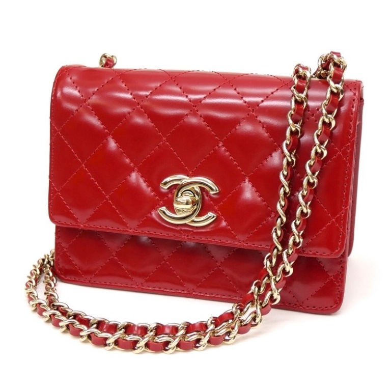 CHANEL メッセンジャーバッグ 芸能人セレブ多数愛用【CHANEL】スモール メッセンジャー バッグ
