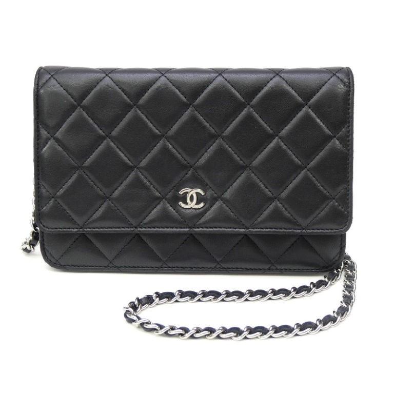 CHANEL ノベルティー　ショルバーバック　ウォレットチェーン メンズにも人気♪】シャネル チェーンウォレット ショルダー