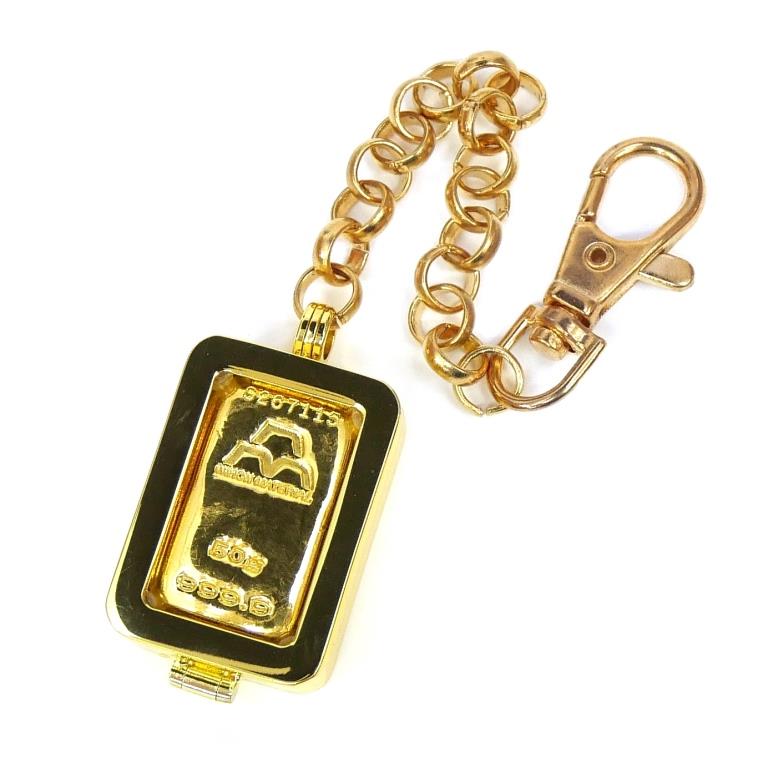 日本マテリアル 純金インゴット 50g バッグチャーム ゴールドバー ingot 24金 金メッキ枠 【中古】(70956)|堀田商事質店 店