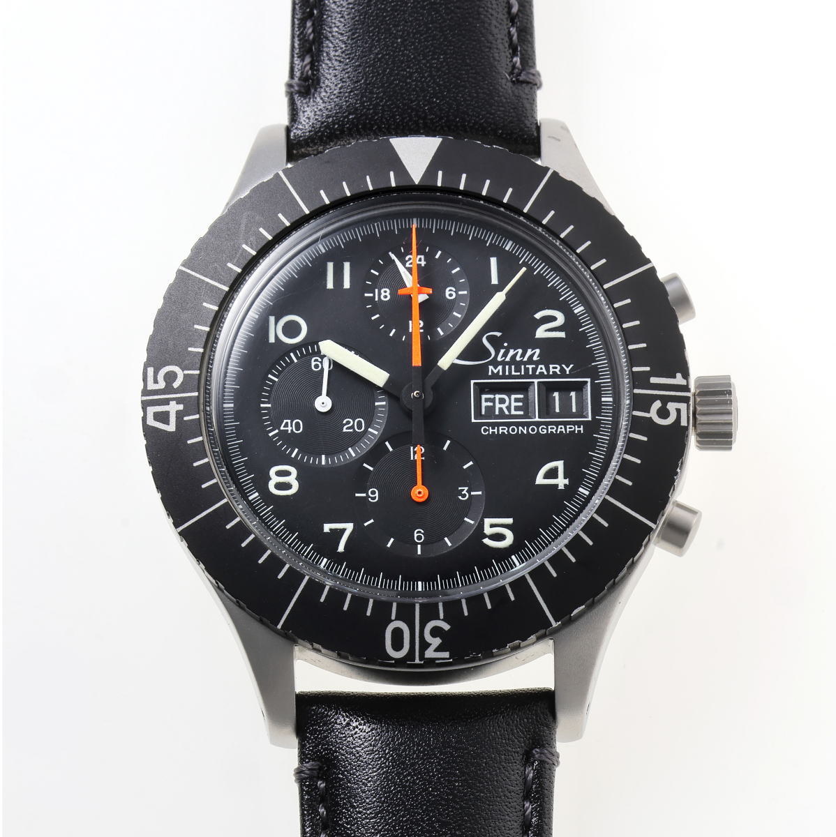 SINN ジン 156B ミリタリー クロノグラフ 自動小銃 キロカロリー.レ気違い5100 156.B 黒いこと文字記号盤 SS 【中古】【時辰儀】 2510263