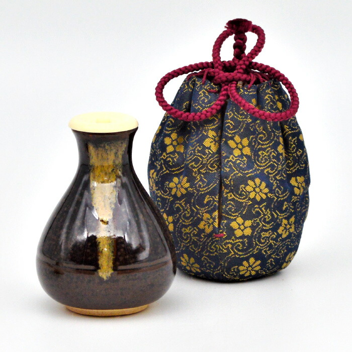 送料込【逢絢亭】茶道具 蓋置 唐銅 砂張 衝羽根の形 黒瀬宗康 共箱入り 送料込【逢絢亭】茶道具 蓋置 唐銅 砂張 衝羽根の形 黒瀬宗康 共
