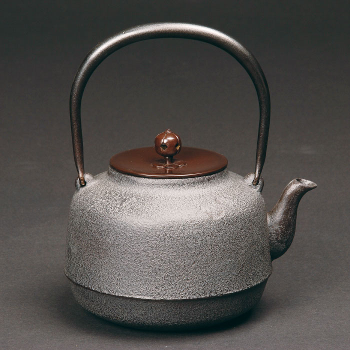 七賢人文亀甲砂鉄鉄瓶　般若勘渓 Amazon | 【日本製・証明書付き】【海外対応可】般若勘渓作 七賢