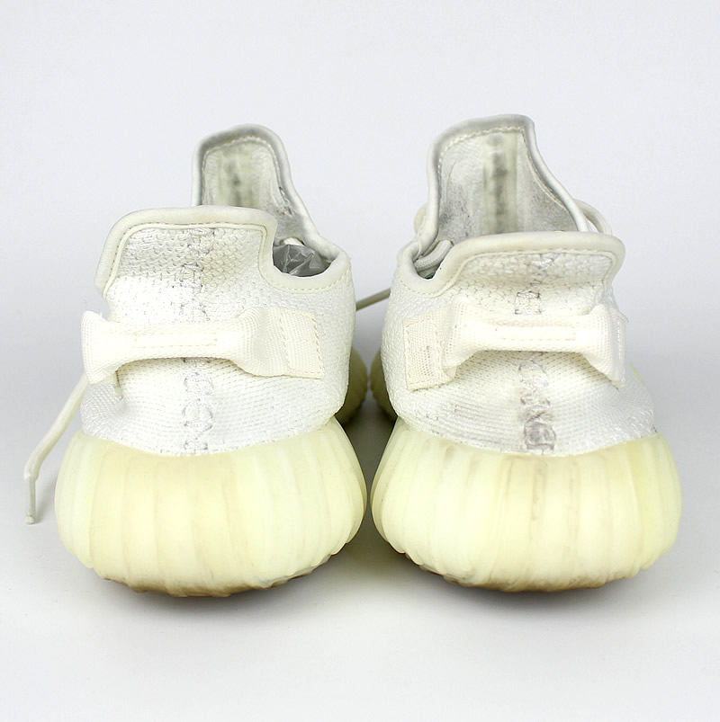 YEEZY BOOST