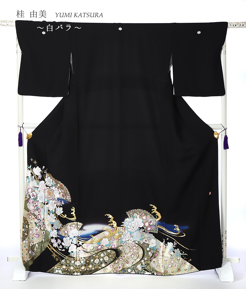 【レンタル】 留袖レンタル 桂由美 YUMI KATSURA 留袖 レンタル 着物レンタル レンタル着物 フルセット 黒留袖 黒留袖レンタル 結婚式 江戸妻 白バラ 薔薇 母親 149cm~170cm位まで 足袋プレゼント 8AA200 留め袖|宅配レンタル衣裳アイビス