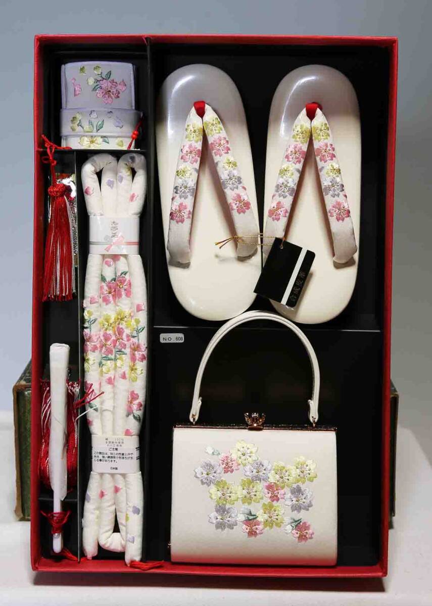 楽天市場】七五三 753 7歳 女の子 はこせこ セット 式部浪漫 ブランド