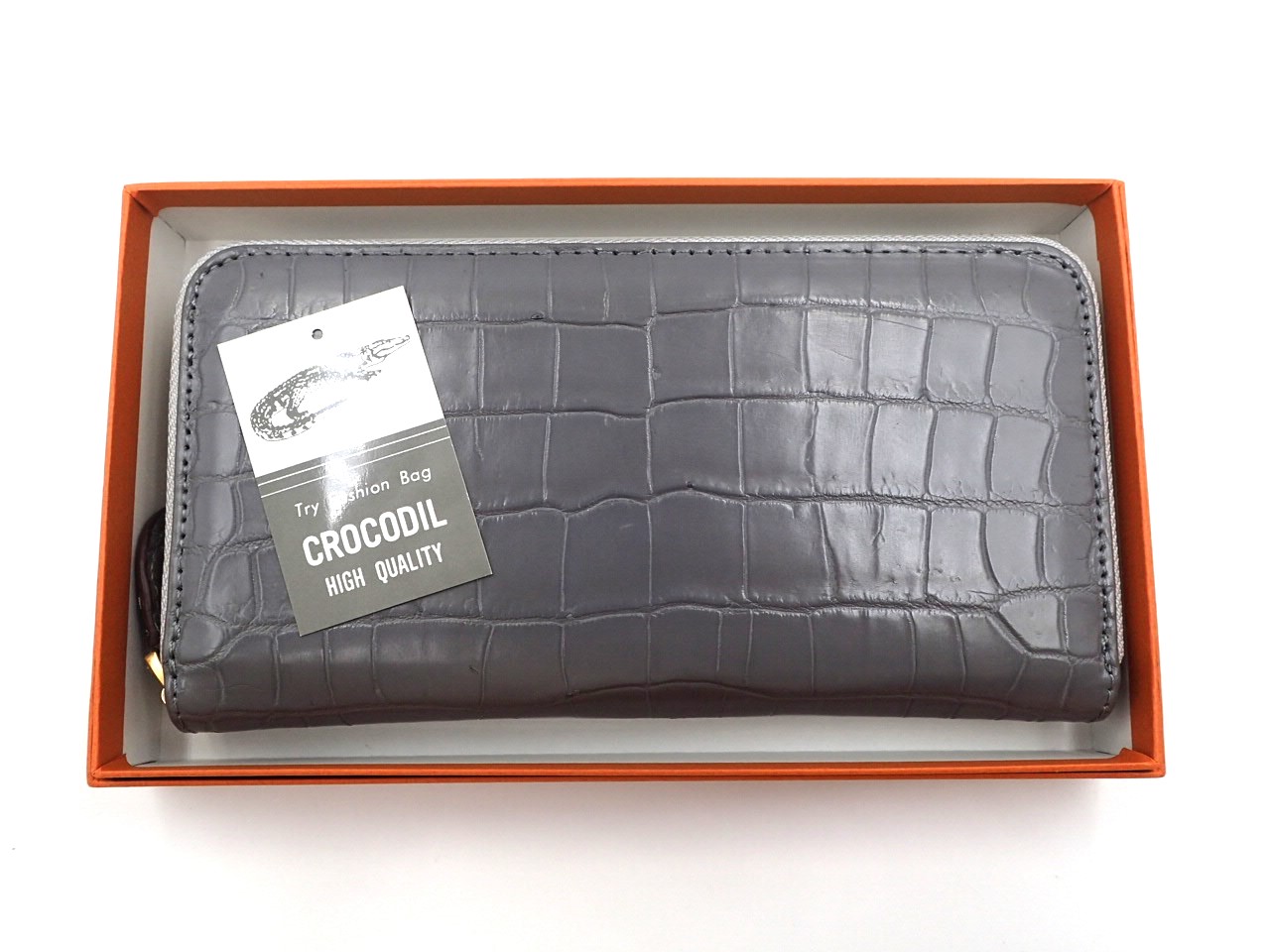 【アウトレット】 Crocodile クロコダイル　本革　ワニ　１点物　ラウンドファスナー長財布　センター取り