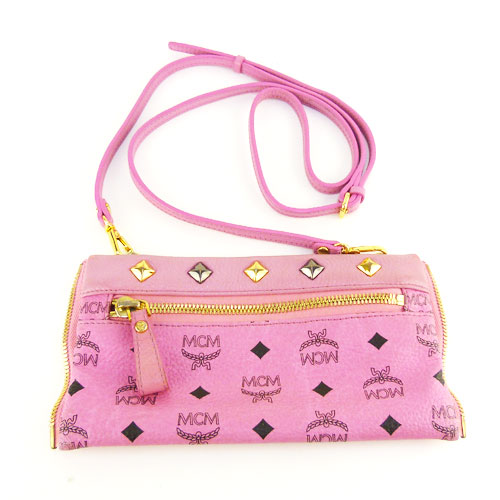 Mcm エムシーエム 美品 Mmk 4sve80 スタッズ バックパック リュック ポシェット ショルダーバッグ 総ロゴ柄 ピンク 中古 Onpointchiro Com